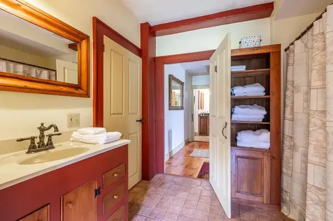 5529 Vt Route 7a Shaftsbury VT 05262