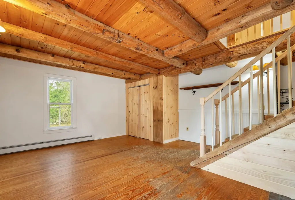 220 Groton Hollow Road Rumney NH 03266