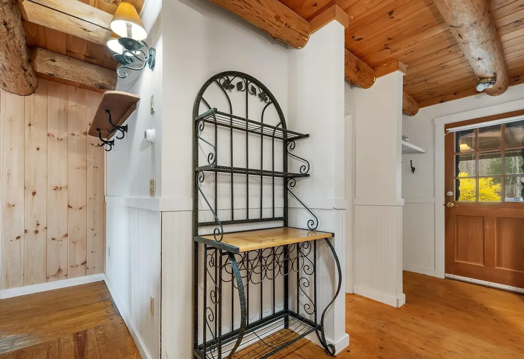 220 Groton Hollow Road Rumney NH 03266