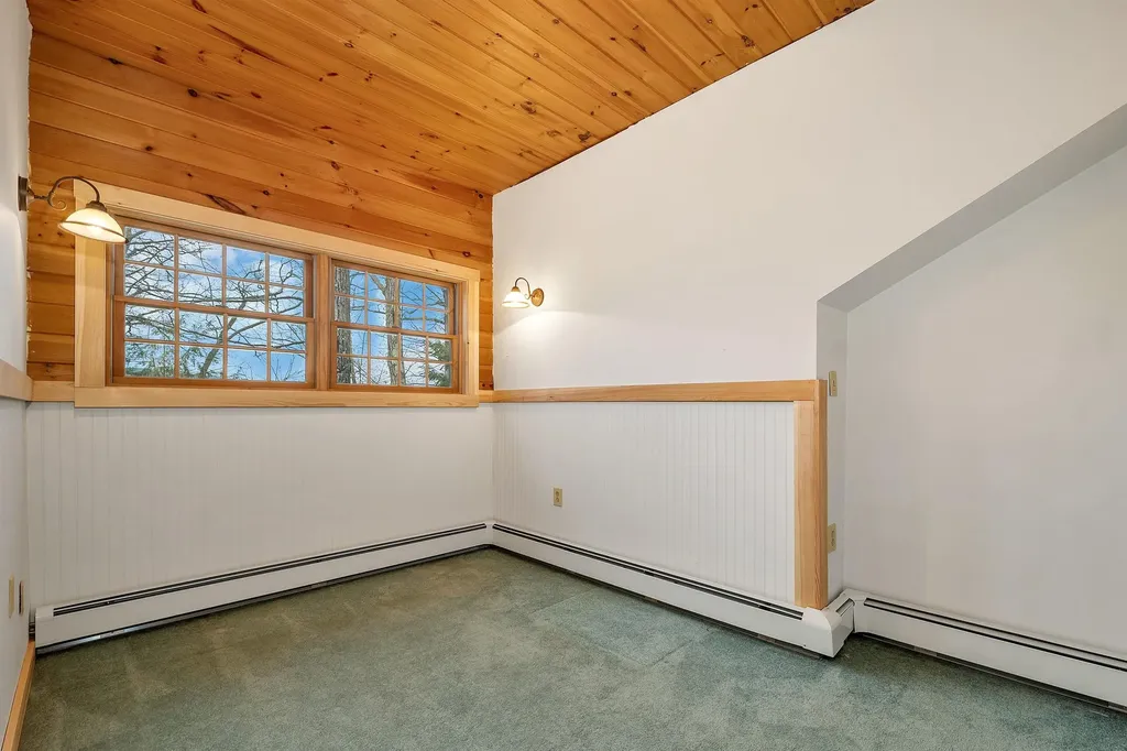 220 Groton Hollow Road Rumney NH 03266