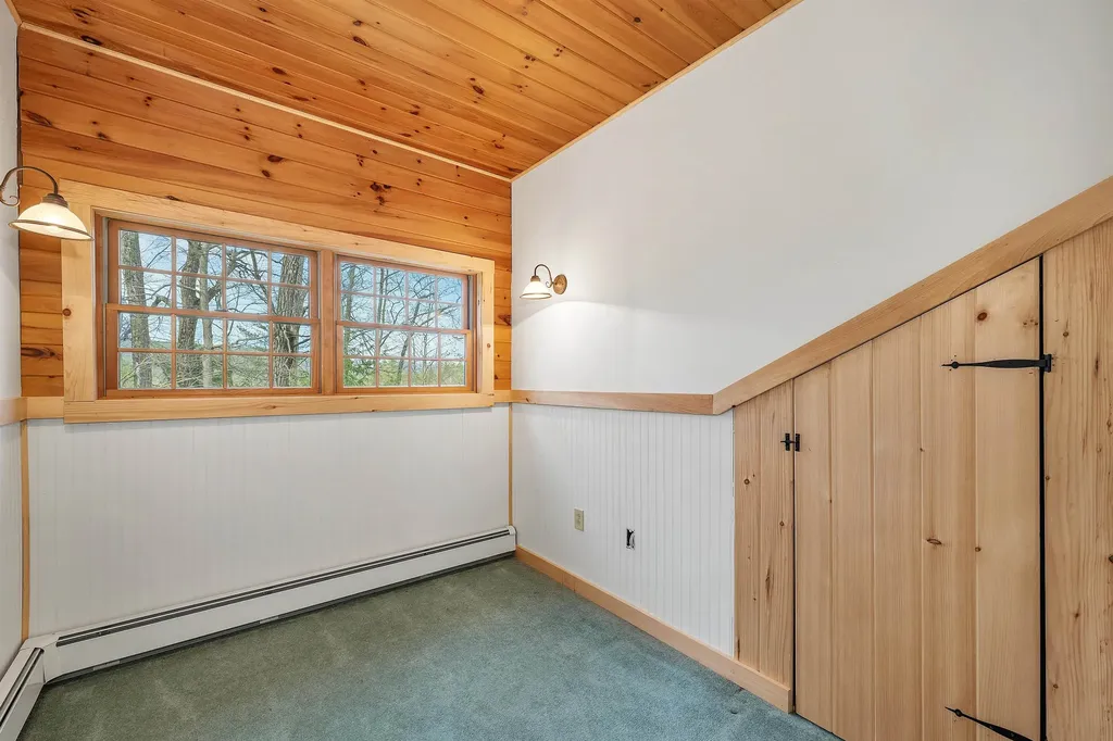 220 Groton Hollow Road Rumney NH 03266