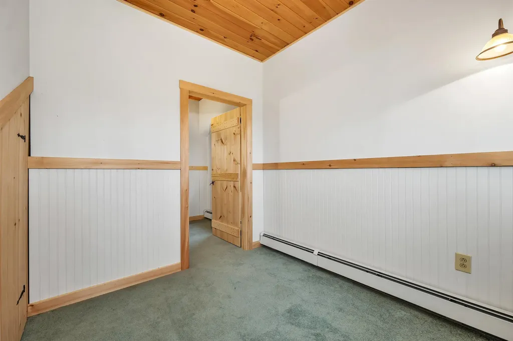 220 Groton Hollow Road Rumney NH 03266