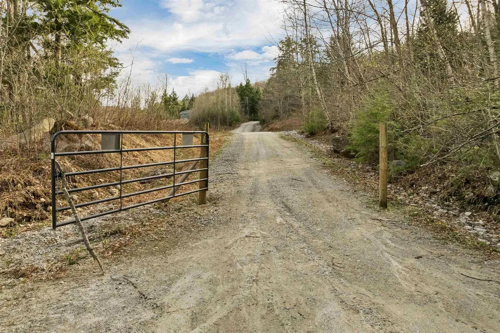 220 Groton Hollow Road Rumney NH 03266