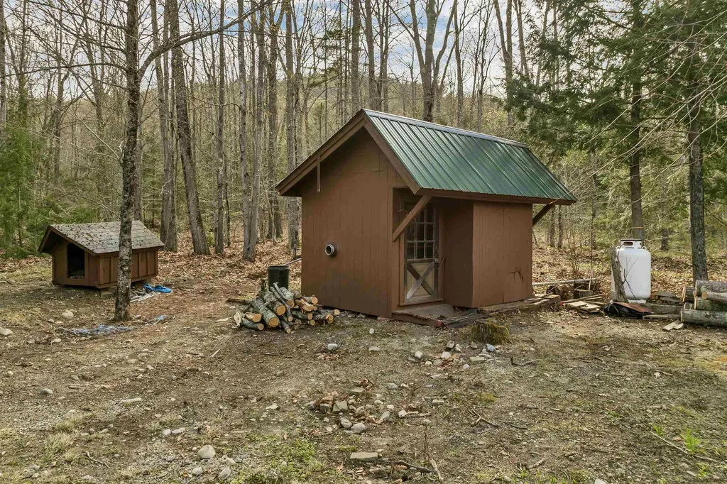 220 Groton Hollow Road Rumney NH 03266