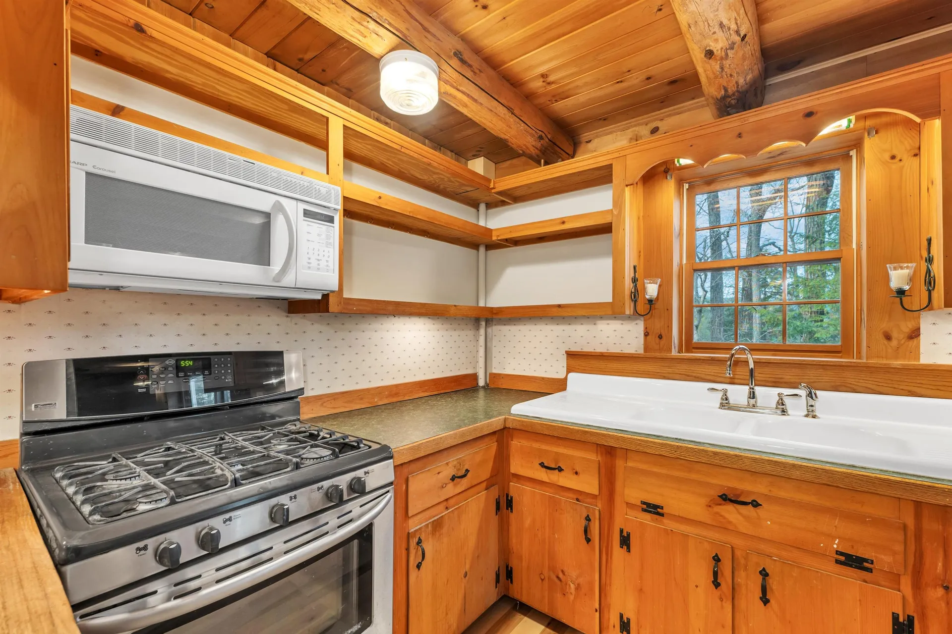 220 Groton Hollow Road Rumney NH 03266