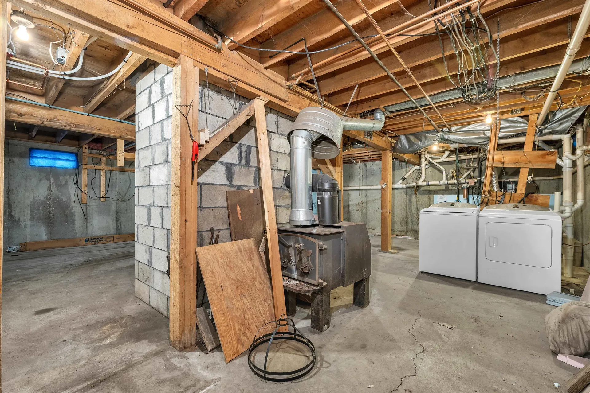 220 Groton Hollow Road Rumney NH 03266