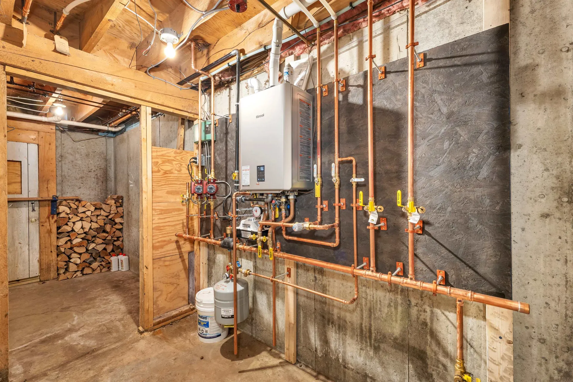 220 Groton Hollow Road Rumney NH 03266