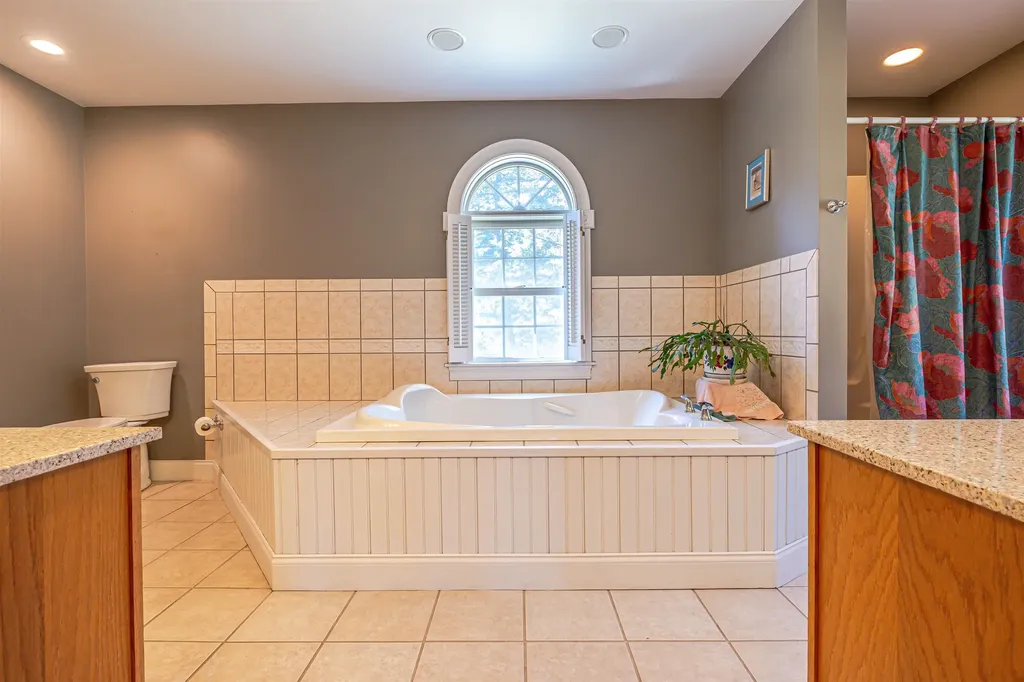 167 Franklin Road Salisbury NH 03268