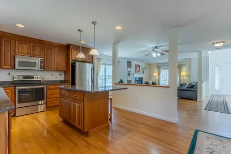 7 Piper Lane Lee NH 03861