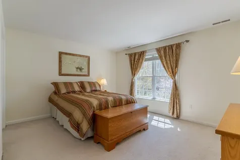 7 Piper Lane Lee NH 03861