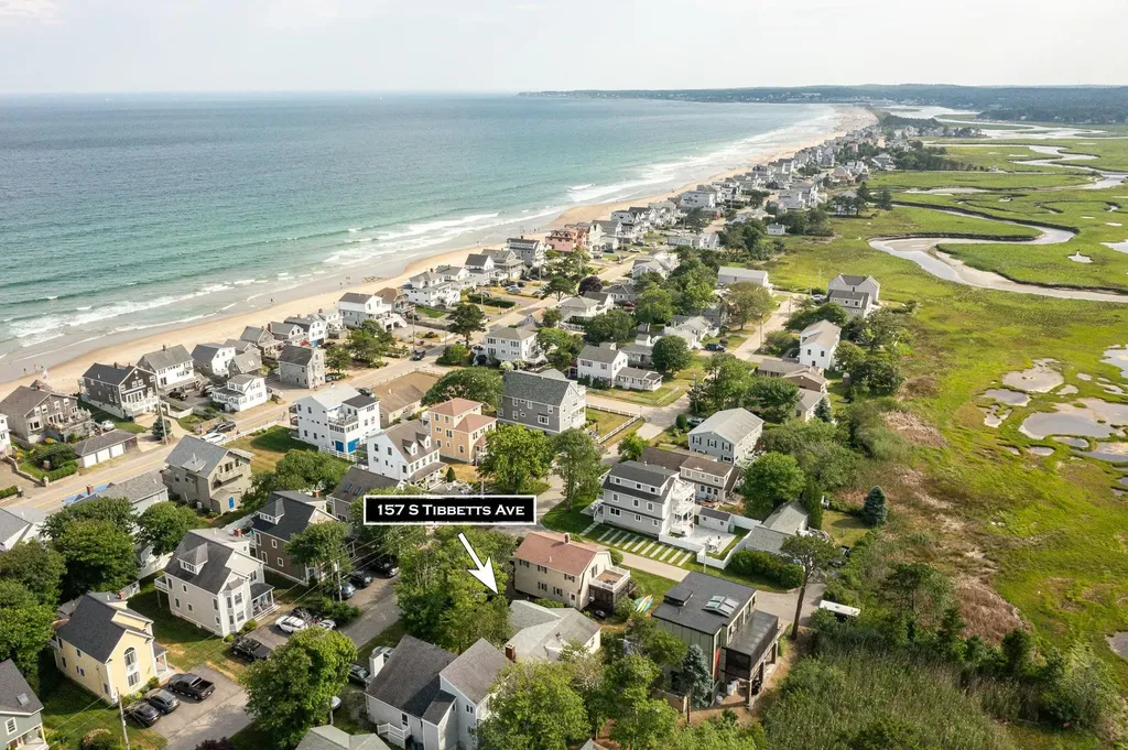 157 South Tibbetts Avenue Wells ME 04090