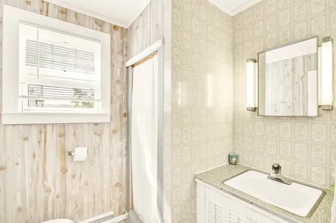 157 South Tibbetts Avenue Wells ME 04090