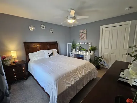 88 Creekside Drive Manchester NH 03109