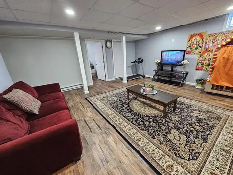 88 Creekside Drive Manchester NH 03109