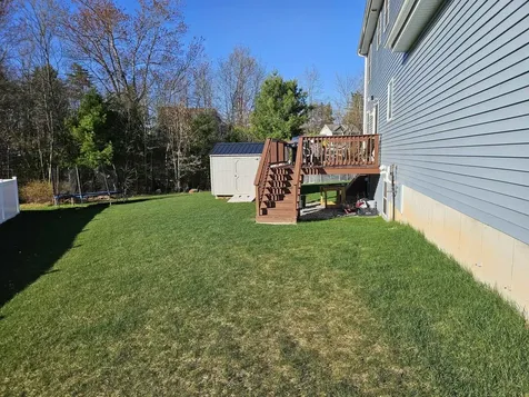 88 Creekside Drive Manchester NH 03109