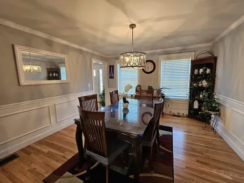 88 Creekside Drive Manchester NH 03109