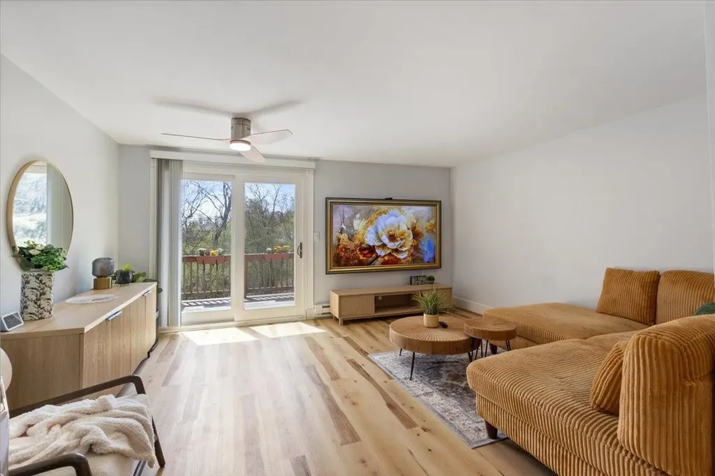 901 Mammoth Road Manchester NH 03104