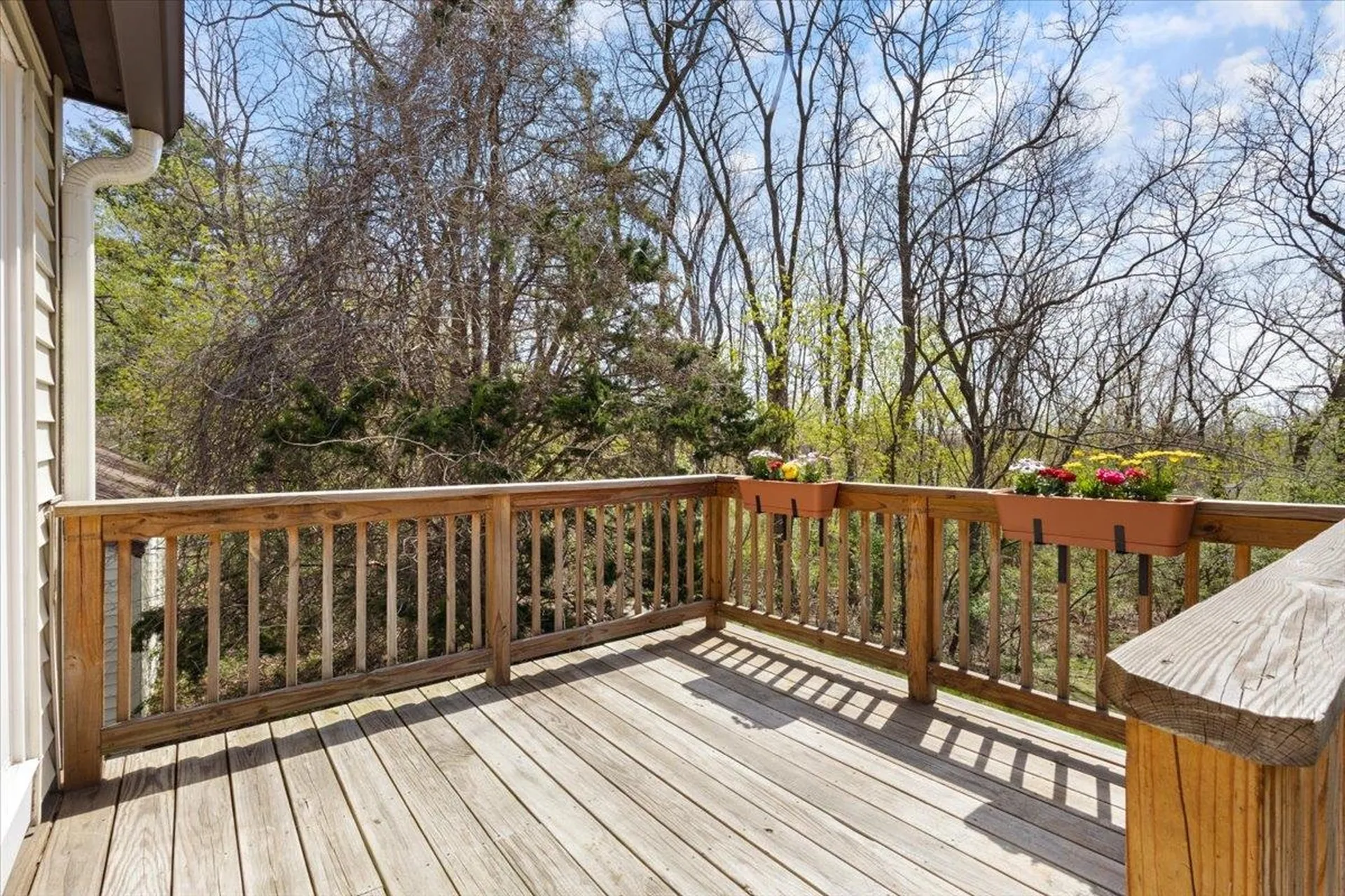 901 Mammoth Road Manchester NH 03104