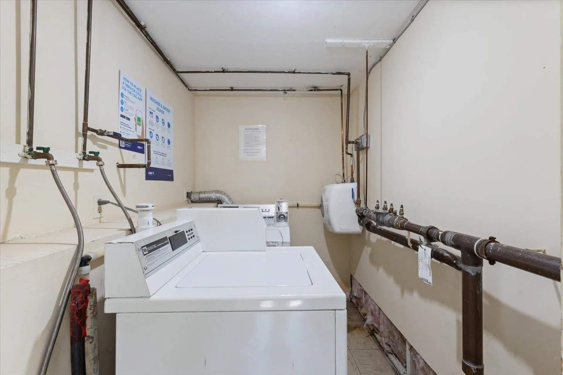 901 Mammoth Road Manchester NH 03104