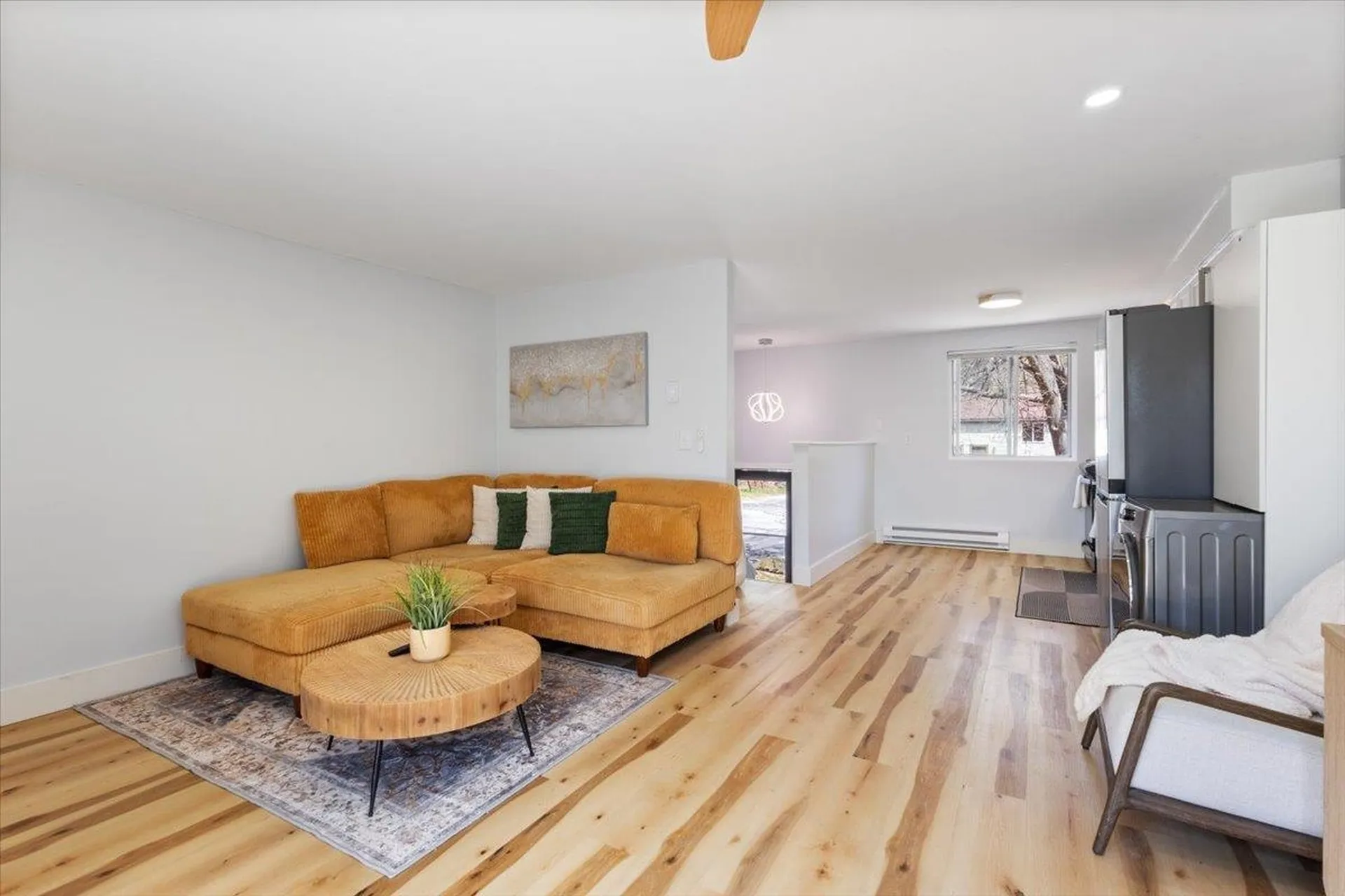 901 Mammoth Road Manchester NH 03104