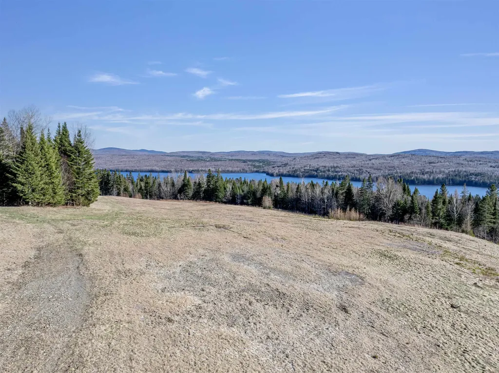 - The Tarns Road Pittsburg NH 03592