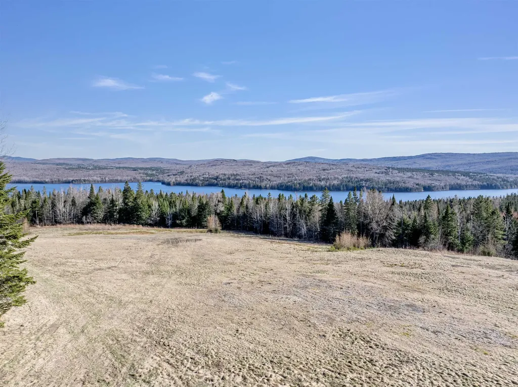 - The Tarns Road Pittsburg NH 03592