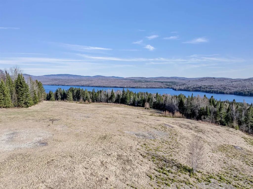 - The Tarns Road Pittsburg NH 03592