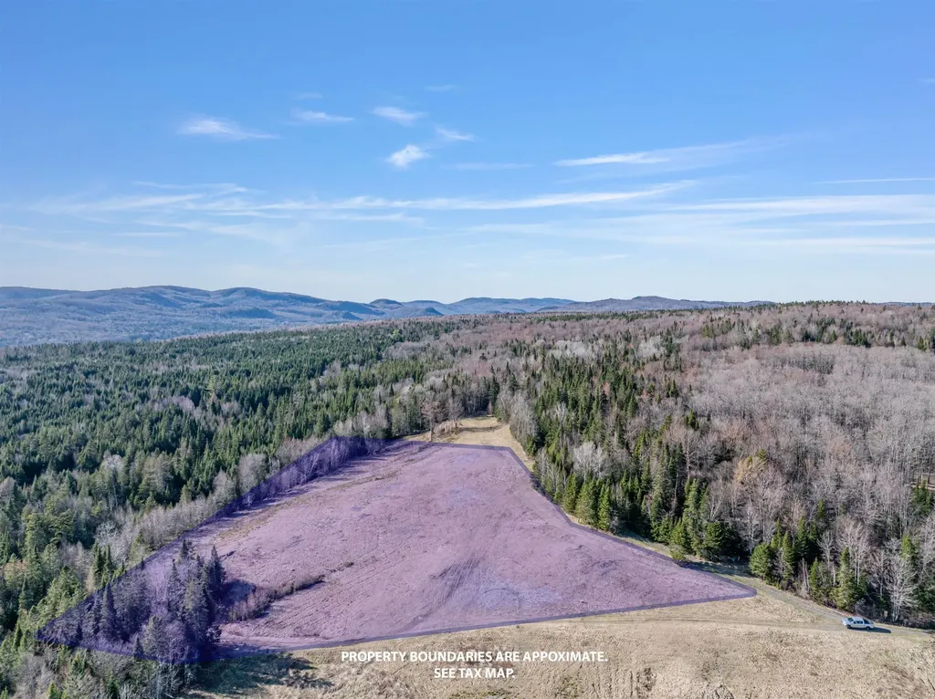 - The Tarns Road Pittsburg NH 03592
