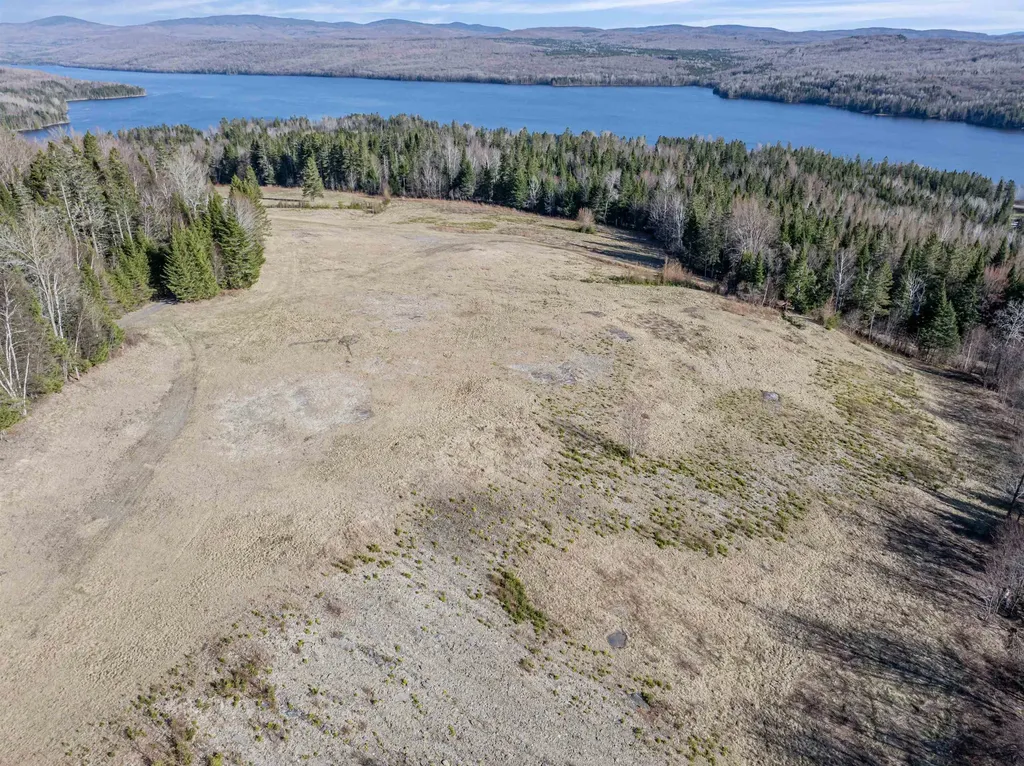 - The Tarns Road Pittsburg NH 03592