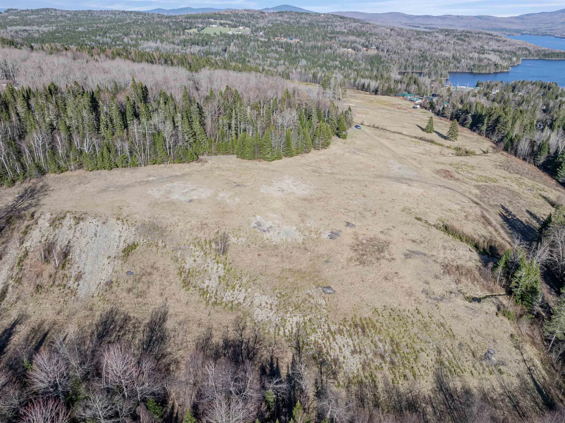 - The Tarns Road Pittsburg NH 03592