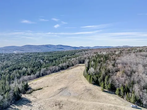 - The Tarns Road Pittsburg NH 03592