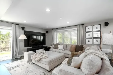 16 Whitman Drive Rochester NH 03839
