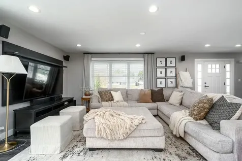 16 Whitman Drive Rochester NH 03839