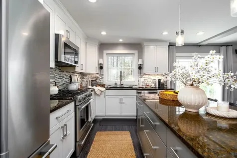 16 Whitman Drive Rochester NH 03839