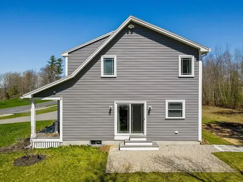 16 Whitman Drive Rochester NH 03839