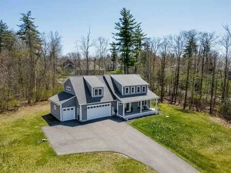 16 Whitman Drive Rochester NH 03839