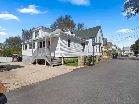9 Cherry Street Nashua NH 03060