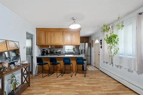 9 Cherry Street Nashua NH 03060