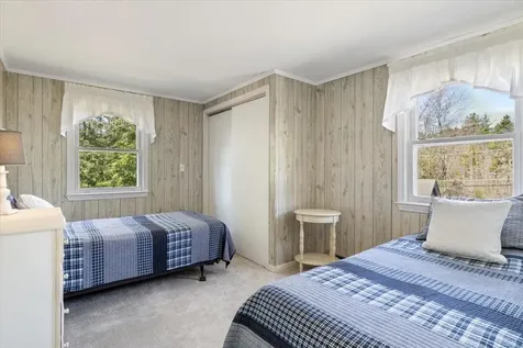 39 Lake Shore Drive Effingham NH 03882