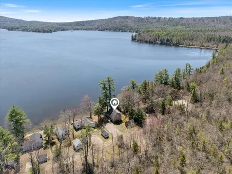 39 Lake Shore Drive Effingham NH 03882