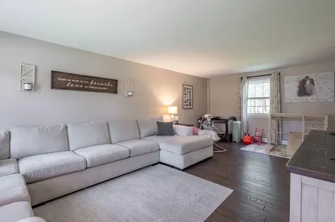 7 Woodridge Road Merrimack NH 03054