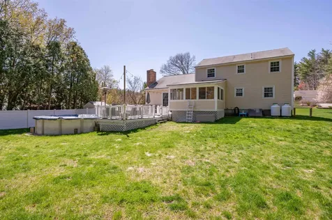 7 Woodridge Road Merrimack NH 03054