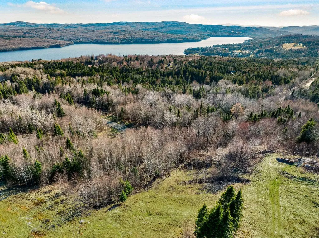 - Dorman Road Pittsburg NH 03592