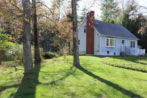 33 Currier Road Merrimack NH 03054