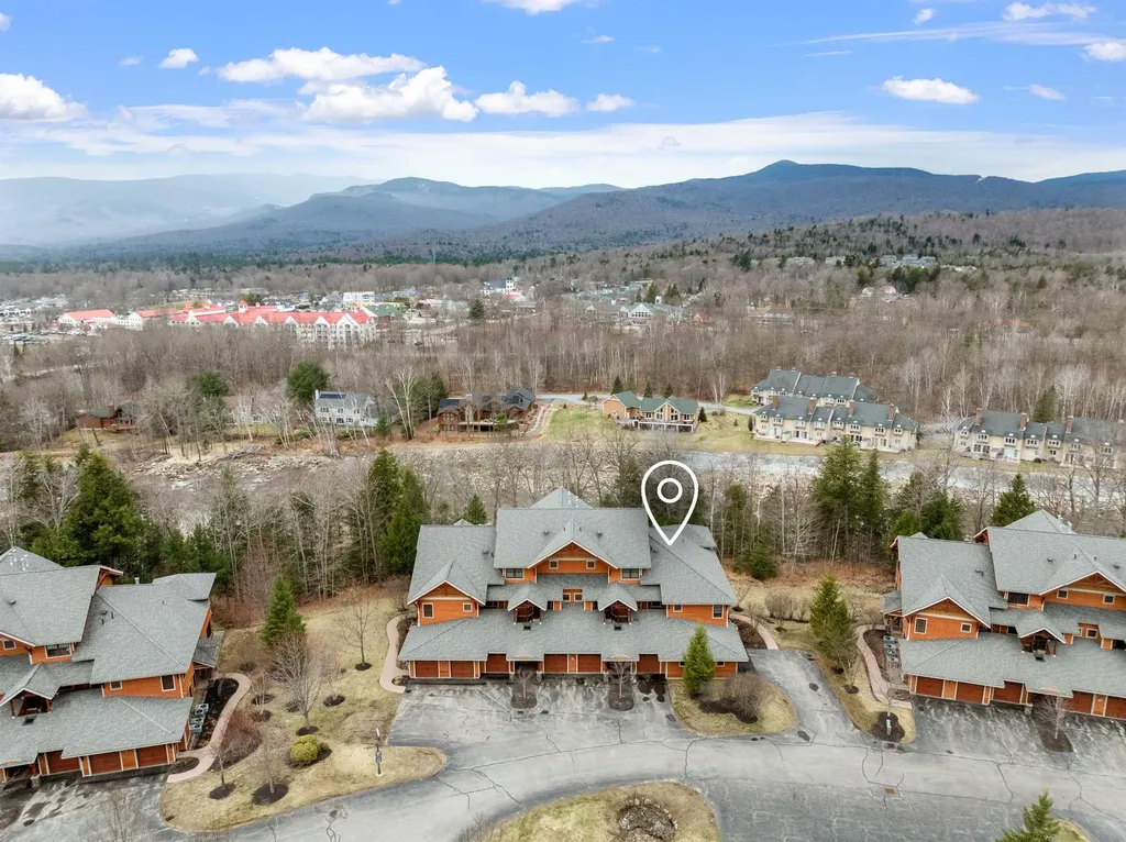 21 Riverside Terrace Lincoln NH 03251