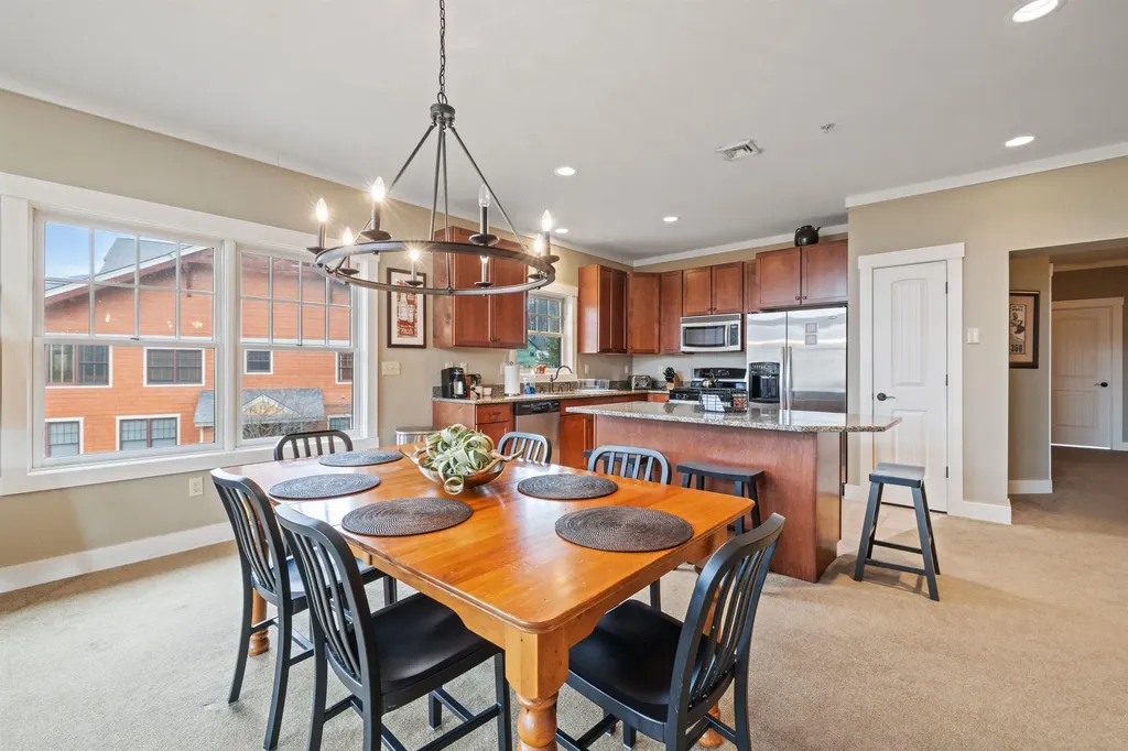 21 Riverside Terrace Lincoln NH 03251