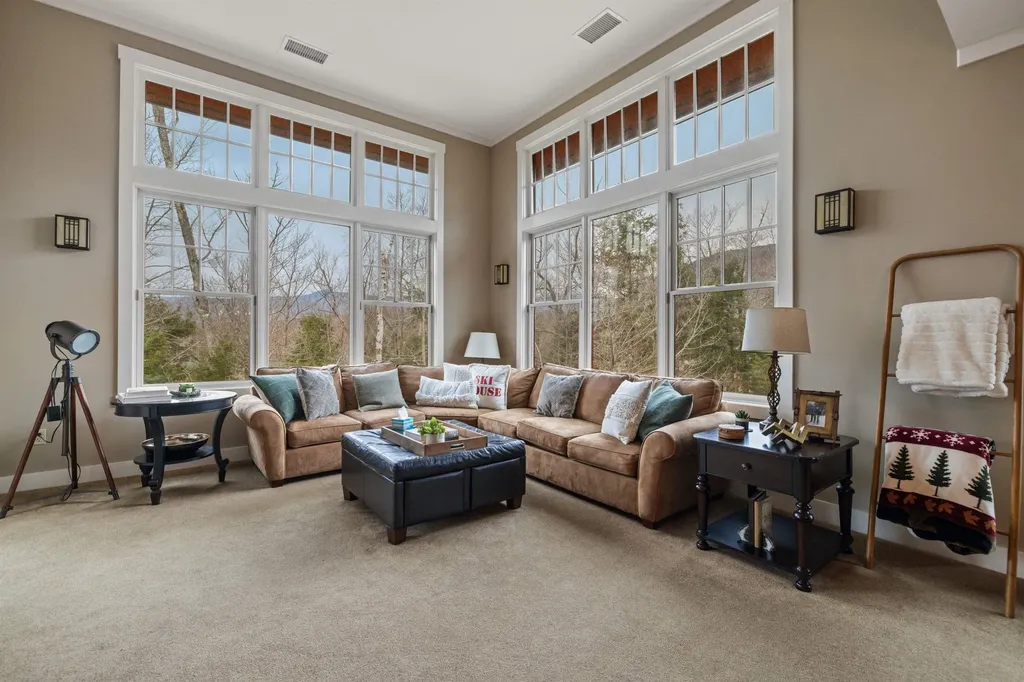 21 Riverside Terrace Lincoln NH 03251