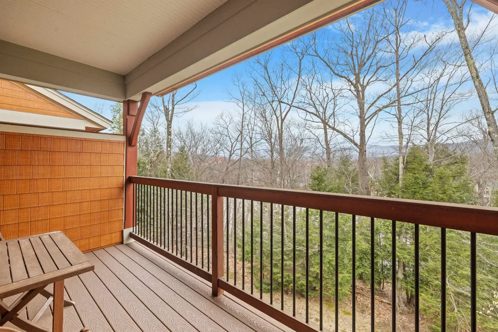 21 Riverside Terrace Lincoln NH 03251