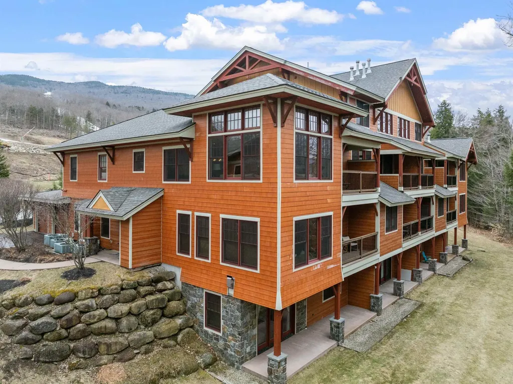 21 Riverside Terrace Lincoln NH 03251