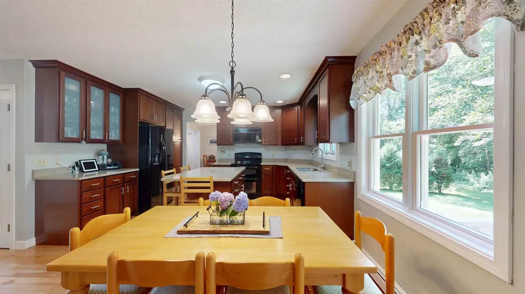 29 Westminster Drive Burlington VT 05408